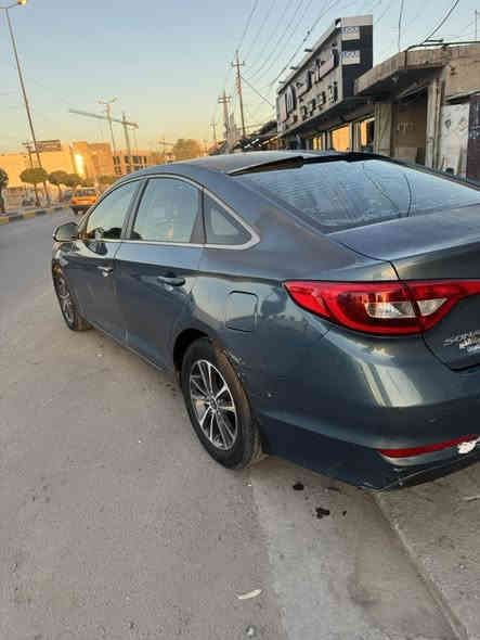 السلام عليكم
سوناتا ٢٠١٦ خليجي
بيها جاملغين خلفية صبغ
سونار ضمن الصور 

سيارة جاهزة كير محرك صدر تبريد
مكينة دوش
ماشية ١٦٠
سنوية نافذة
رقم بغداد الماني 

مكان بغداد 
السعر ١٢٢

للاستفسار 
***********
