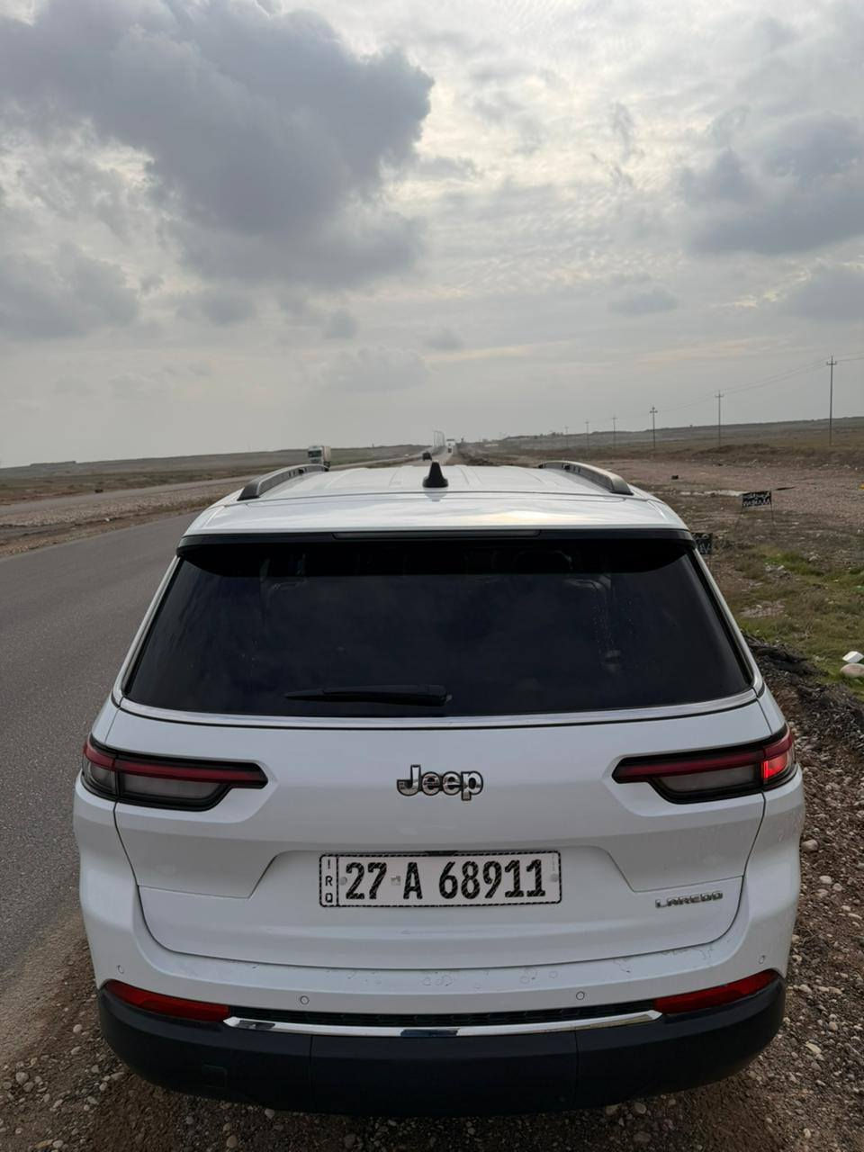 السلام عليكم جيب لاريدو موديل24سيارة باكيت فول جديد *********** ناصريه
