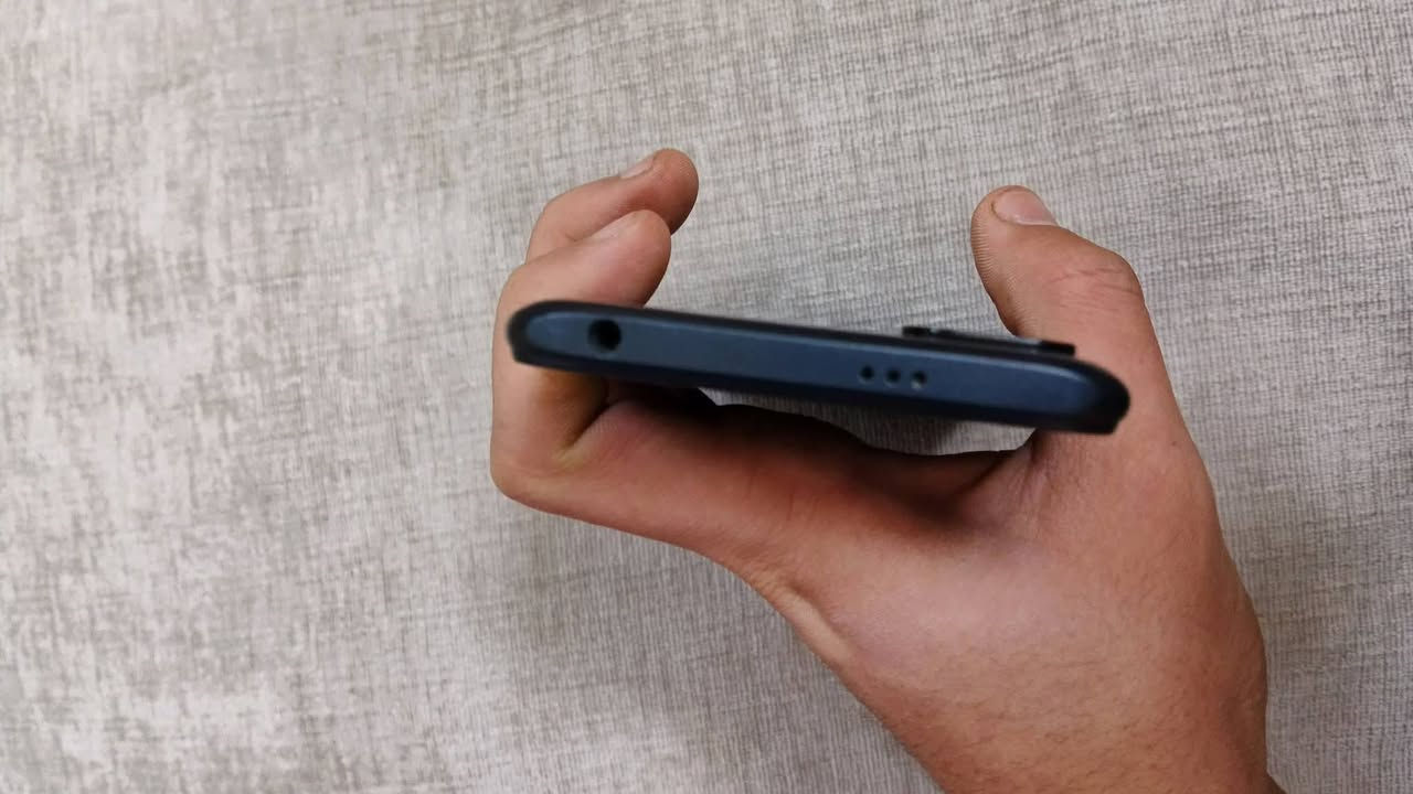 سلام عليكم موبايل ريدمي نوت10 نضيف ذاكره 128 سعر130وبي مجال حك الجيه رقم الهاتف ***********
