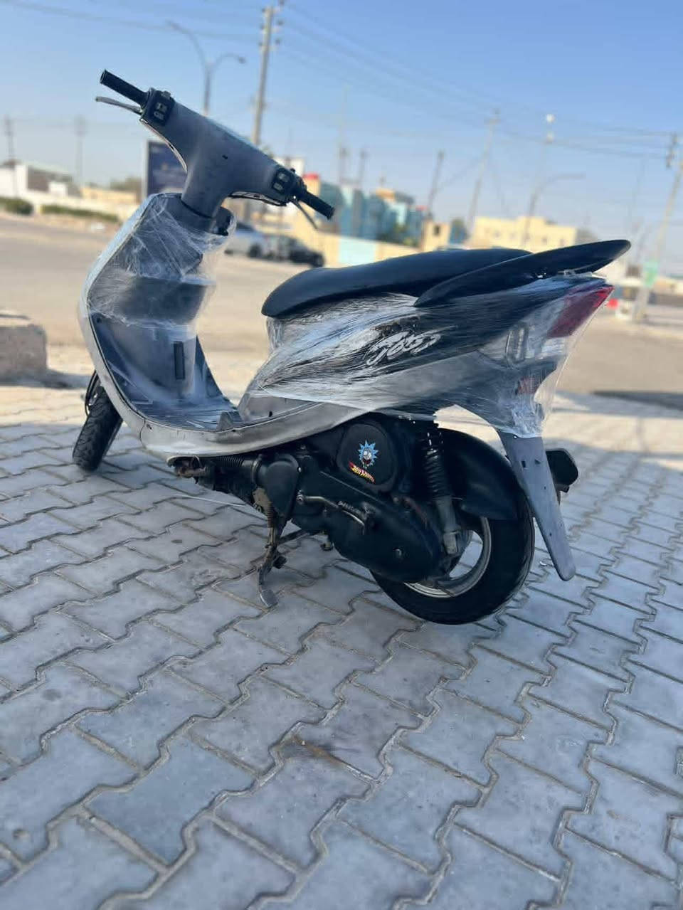 السلام عليكم دراجه ماكس منغولي رمبه صارلهه 5 ايام من اخذتهه سلف هندر كهربائيات كلهه شغاله العدادات شغاله هورن الف دينار ما تخسر عليهه السعر 850 قفل العنوان الرميثه وهذا رقمي *********** بي واتساب المكينه كفاله الشاصي كفاله ول الدراجه كلهه كفاله
