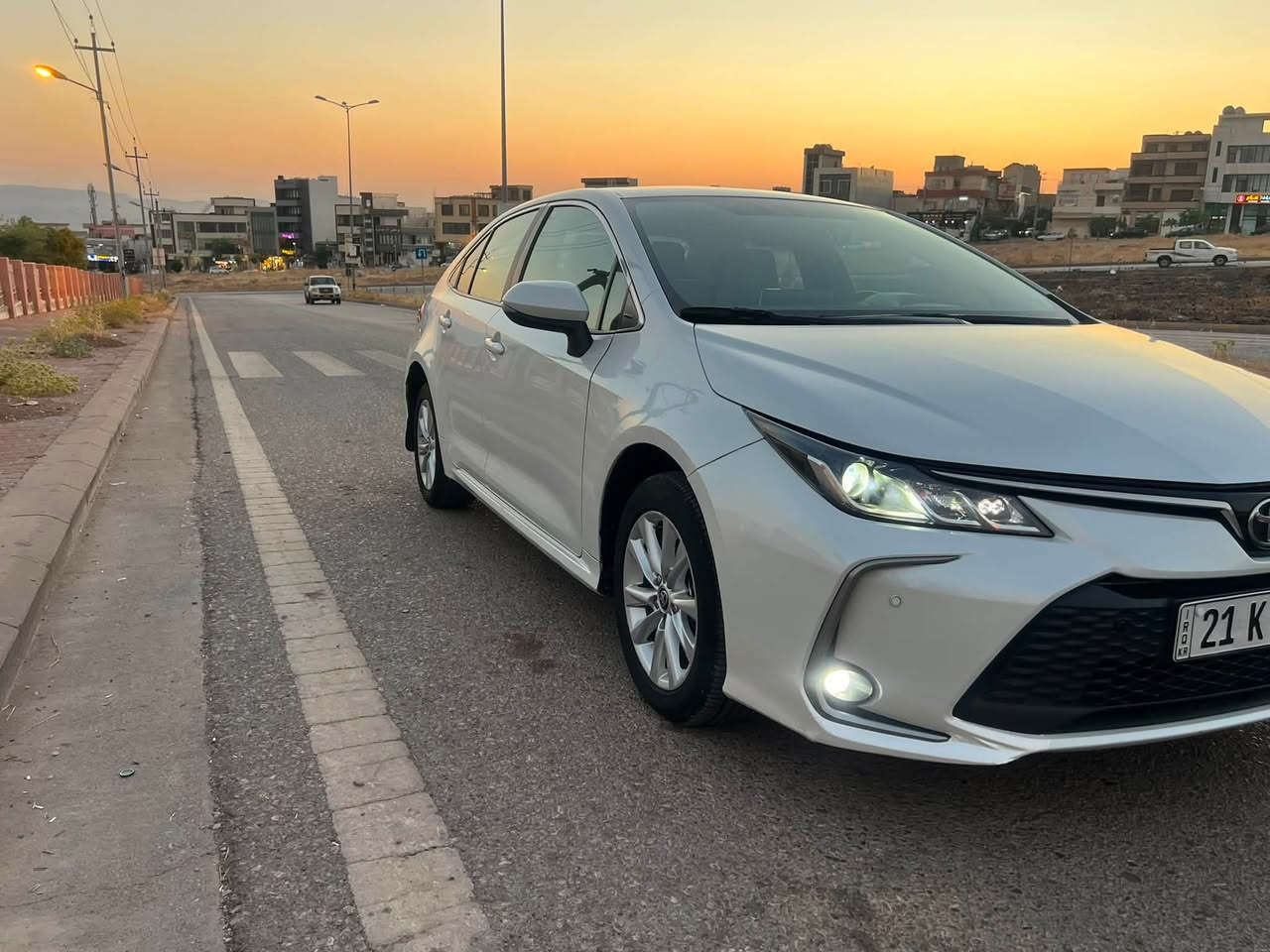 السلام عليكم للبيع كرولا 2023  شريكه ساز 
مواصفات  فول 
محرك1800
ماشيه 72 
سعر 168
بدن صبخ مكنين بارد 
السياره بأسميمكانها السليمانية للاستفسار فقط اتصال
***********
