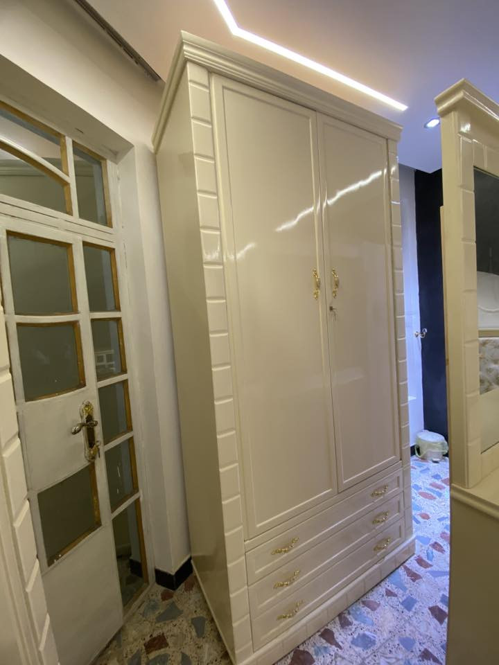 للبيع ‭0772 707 4712‬
