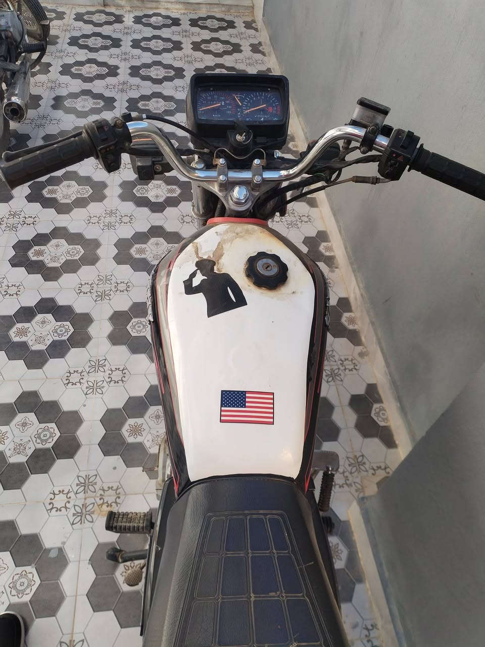 دراجة سيفان موديل 2021 للبيع اوراق كاملة مكان ديالى بعقوبة الرازي سعر 450 بيهة مجال ***********
مكنية مجفتة جديد
