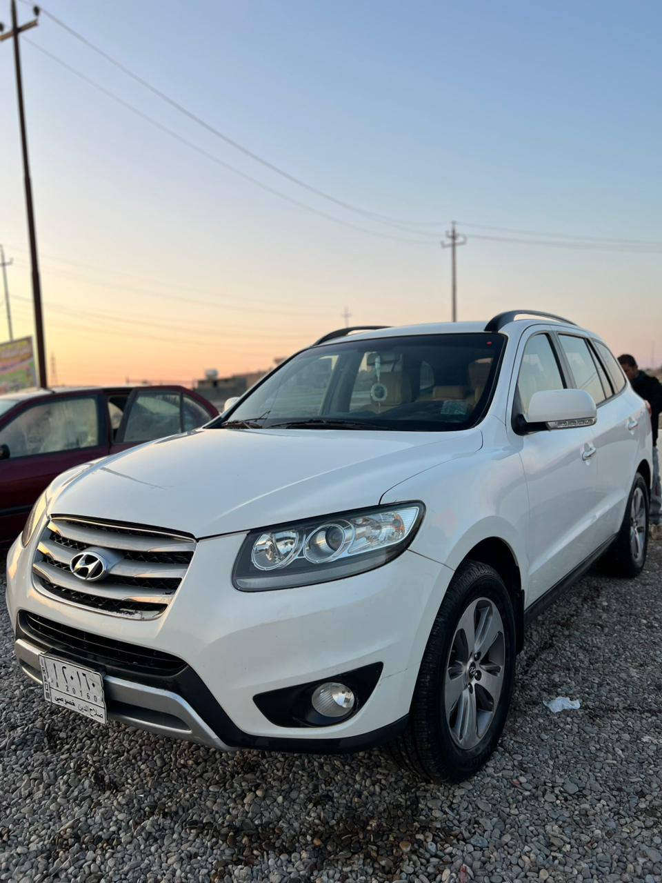 السلام عليكم سنتافي موديل 2012 خليجي /7راكب محرك/4 الباب الخلفي مرشوش ومعجون بل اهلال محرك مامفتوح السياره فول ماعدا البصمه السياره ماتخلي عليها الف جاهزا مال جناي مكاني الشرقاط البيع نقد وترهم مده اذا مضبوط ***********
