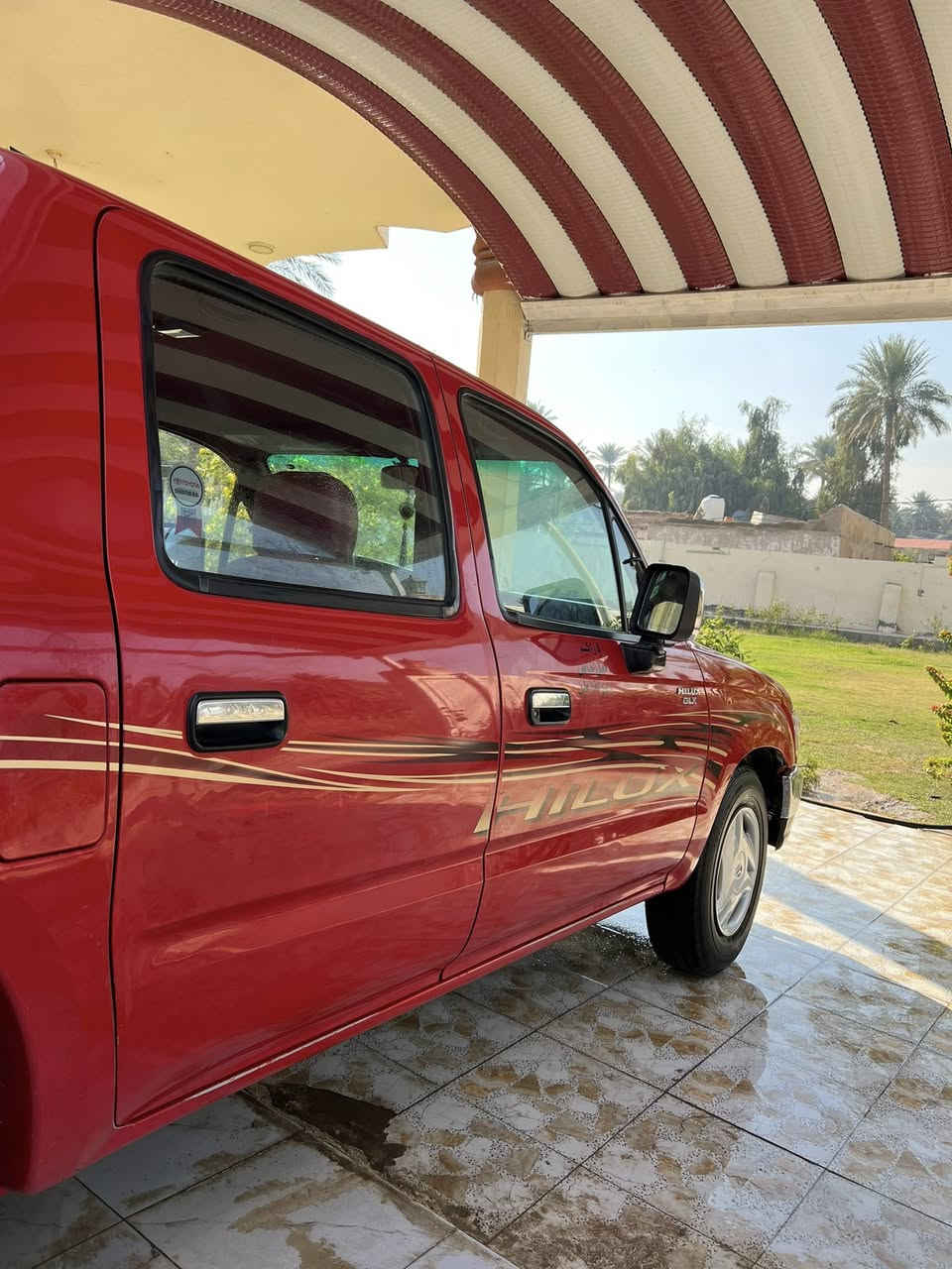 للبيع هايلوكس موديل 2005مكفوله كفاله عامه سياره جديده فول مواصفات منفصل رقم ذي قار تحويل ثاني يوم 
سعرها 140 مكان السياره كربلاء الحسينية 
الاتصال ***********
