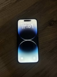 ايفون ١٤ برو ماكس شرق اوسط نموذج m  ذاكره ١٢٨ بطاريه ٧٧ لون الأسود الم...