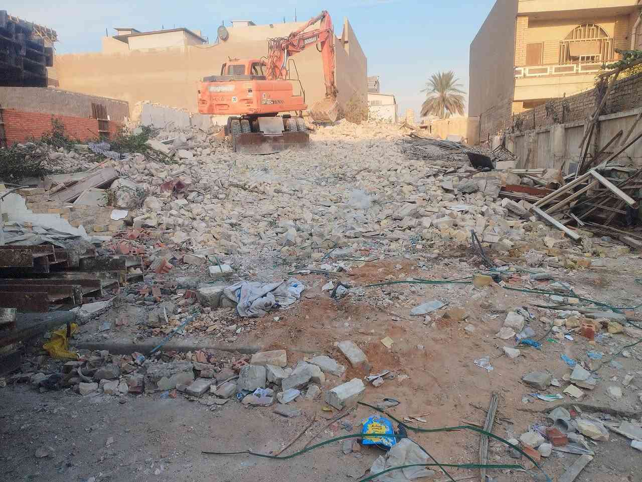 مستعدون لهدم الدور ورفع الانقاض وتجهيز المواد اسعارنا مناسبه 
***********
