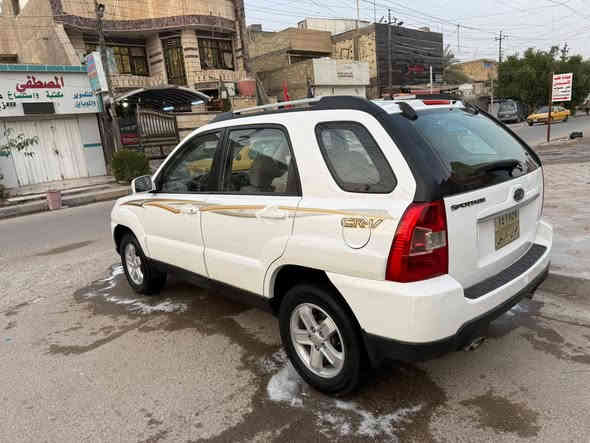 السلام عليكم عندي كيا سبورتاج 2009
وارد خليجي فول مواصفات واحد على واحد  سياره جديده وجاهزه 
رقم اربيل تحويل او وكاله  
مكينه كير كفاله مكينه 2000 دوش المرغوب لاتبخير ولا تنقيص 
تبريد ثلج تدفئه شغاله داخل بيجي 
فتحه 
شاشه 
كامره 
لايت زنون  
السعر 122 وبيه مجال حق الجيه
ماشيه 91 الفKM حقيقي وشرط الفحص 
مكان سياره بغداد (علما ان السياره مكفوله كفاله عامه لاضربه ولا صبغ ولا تبديل ولا فتح ولا بارد )وشرط السونار رقمي ***********
