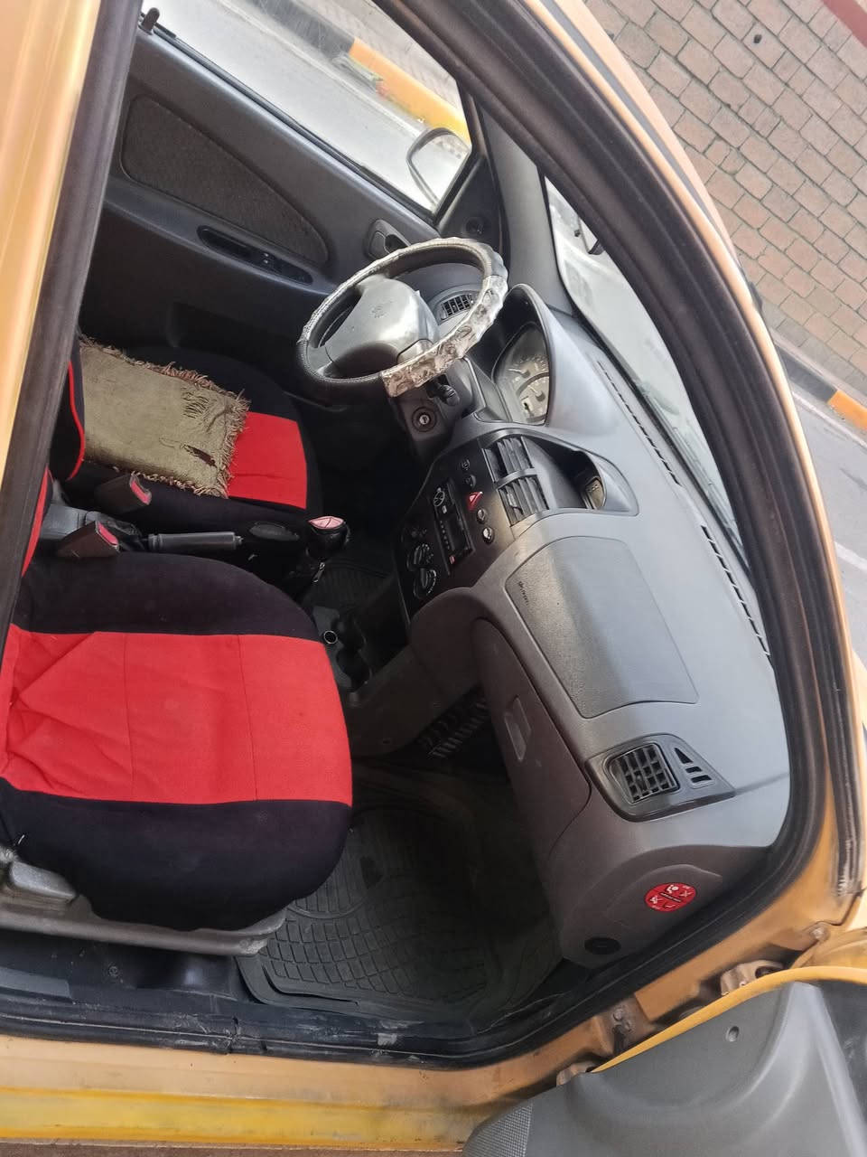 السلام عليكم سياره طيبه موديل ٢٠١٣ سياره كامله رقم بغداد الانكليزي بسمي سعره ٣٠ وبيه مجال بسيط للطيبين مكان ديالى غالبيه


**إذا كنت صاحب هذا الإعلان وتريد حذفه لأي سبب، رجاءا أرسل رسالة إلى الدعم الفني**