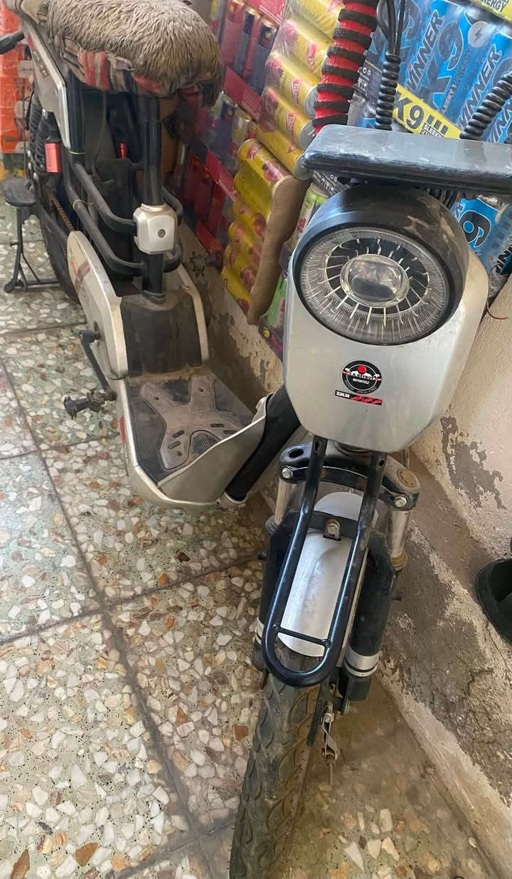للبيع 
دراجة شحن نظيفة نقصها بطاريات 
موجودة الشاحنة مع المفتاح السعر 100 
مكان بغداد الجديدة


**إذا كنت صاحب هذا الإعلان وتريد حذفه لأي سبب، رجاءا أرسل رسالة إلى الدعم الفني**