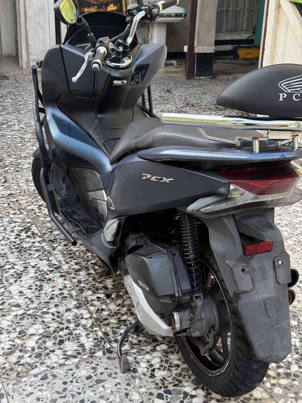 دراجه PCX جيل ثالث كوري مكفوله جيب فيتر وافحص بيها صالنصه رياضي بلادي مكاني بغداد الحسينيه المعامل
دراجه PCX جيل ثالث كوري مكفوله جيب فيتر وافحص بيها صالنصه رياضي بلادي مكاني بغداد الحسينيه المعامل 
 رقمي *********** والسعر 11 ونص وبيها مجال حك الجيه
