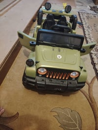 سيارة أطفال • شحن يوم كامل • ريموت