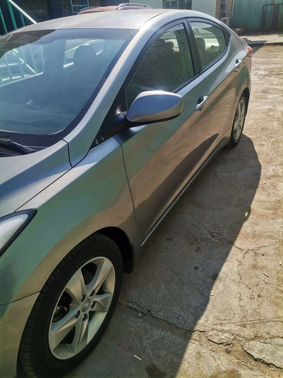 السلام عليكم من رخصت مدير النتره موديل ١٣ امريكي رقم بابل مكان كربلاء  محرك ١٨٠٠ السعر ٩٣ اخوان السياره ليبل واحد بدون حادث دواخل ابيع حزام اخوان السياره بيه جراد هاتف ***********
