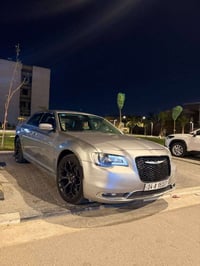 كرايسلر 300C • محرك ٣٦٠٠ • مشي ١٦٠٠٠٠