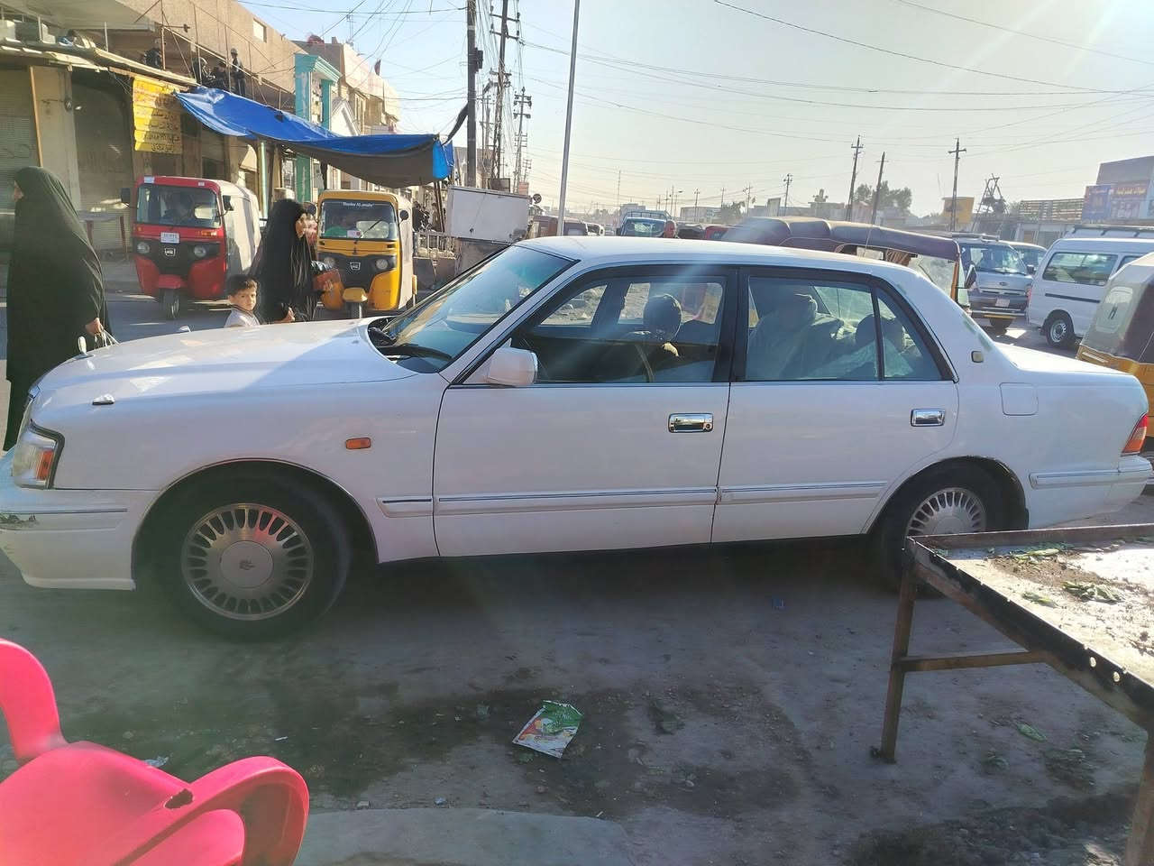 السلام عليكم سياره للبيع راس الثور مكفوله من الكص موديل 96 رقم بغداد كير و مكينه كفاله مكاني بغداد ***********
