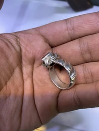 اكسسوارات شخصية • للبيع