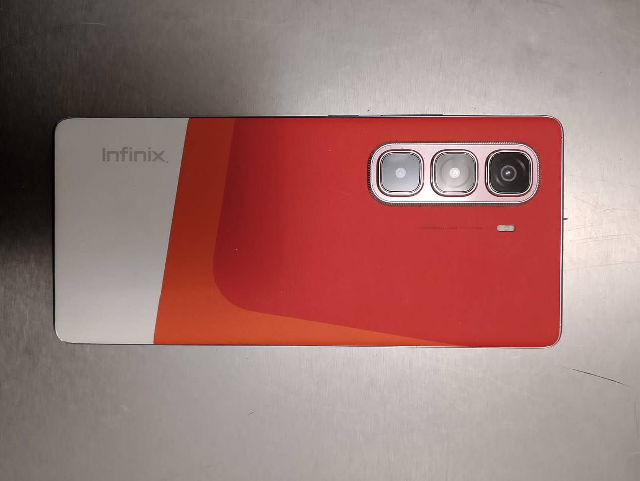 السلام عليكم
موبايل انفنكس هوت 50 برو بلاس انحف جهاز اللون المميز ذاكرة 256 الرام 5+8 جهاز نظيف جدا بيه ميزات الذكاء الاصطناعي وتسجيل مكالمات وشحن سريع رايده 150 وبيه مجال بسيط مكاني بغداد


**إذا كنت صاحب هذا الإعلان وتريد حذفه لأي سبب، رجاءا أرسل رسالة إلى الدعم الفني**