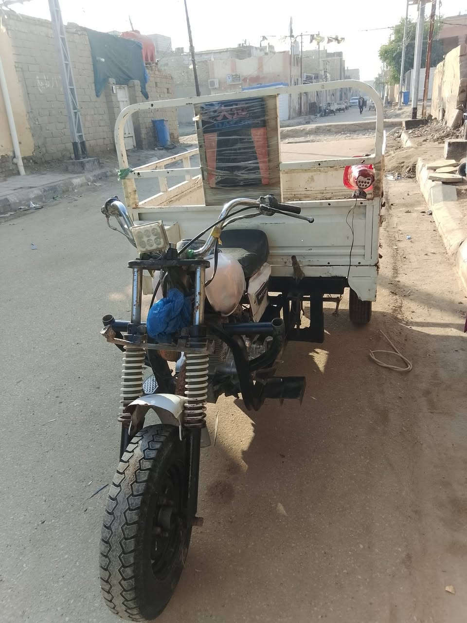 سلام عليكم ستواته البيع ناصريه مركز حي الزهره 
مديل 2011 مكينه جديد بوكس كير جديد 
***********
