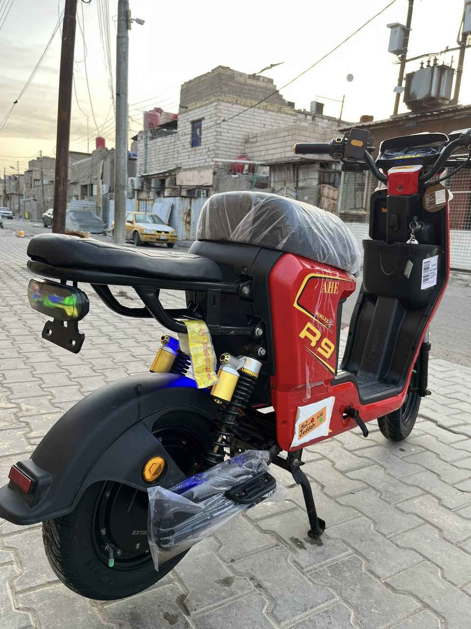 السلام عليكم
دراجه للبيع2026 R9  كفاله عامه من الزلغ زيرو الدراجه مانقصها برغي غراضها كامله سله وكفات ومرايات وشاحنتها الاصليه بطاريات32امبير كفاله الدراجه كلها شغاله تجي تشغل وتطلع لايت عالي ناصي اشاير شغاله هورن شغال دراجه بلعافيه ع الياخذها السعر مناسب بالنسبه لنضافتها السعر خاص *********** مو شراي لا تتعبني فدوه اروحلك مكاني بصره تقاطع الكزيزه
