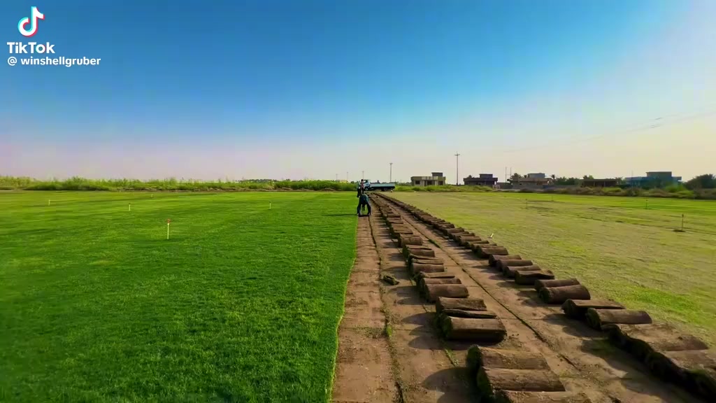 مزارع  الشمال للثيل الطبيعي 🍀
متوفر كافة انواع الثيل 🍀
( امريكي - الهندي - الايطالي - الفرنسي )
لتجهيز... مشاتل🌴
والدوائر حكوميه🏦
منازل🏡 
منتزهات🏄
موجود خدمة توصيل 🚕
لكل محافظات العراق 🚕
للطلب يرجى التواصل مع الصفحة او مراسلة واتساب او الاتصال على :
***********
