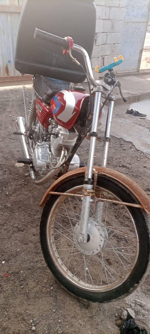 دراجه للبيع محرك نامه شاصي نامه مكينه نشطه كلك سعر 400بيه مجال قليل مكاني شط العرب الحوطه


**إذا كنت صاحب هذا الإعلان وتريد حذفه لأي سبب، رجاءا أرسل رسالة إلى الدعم الفني**