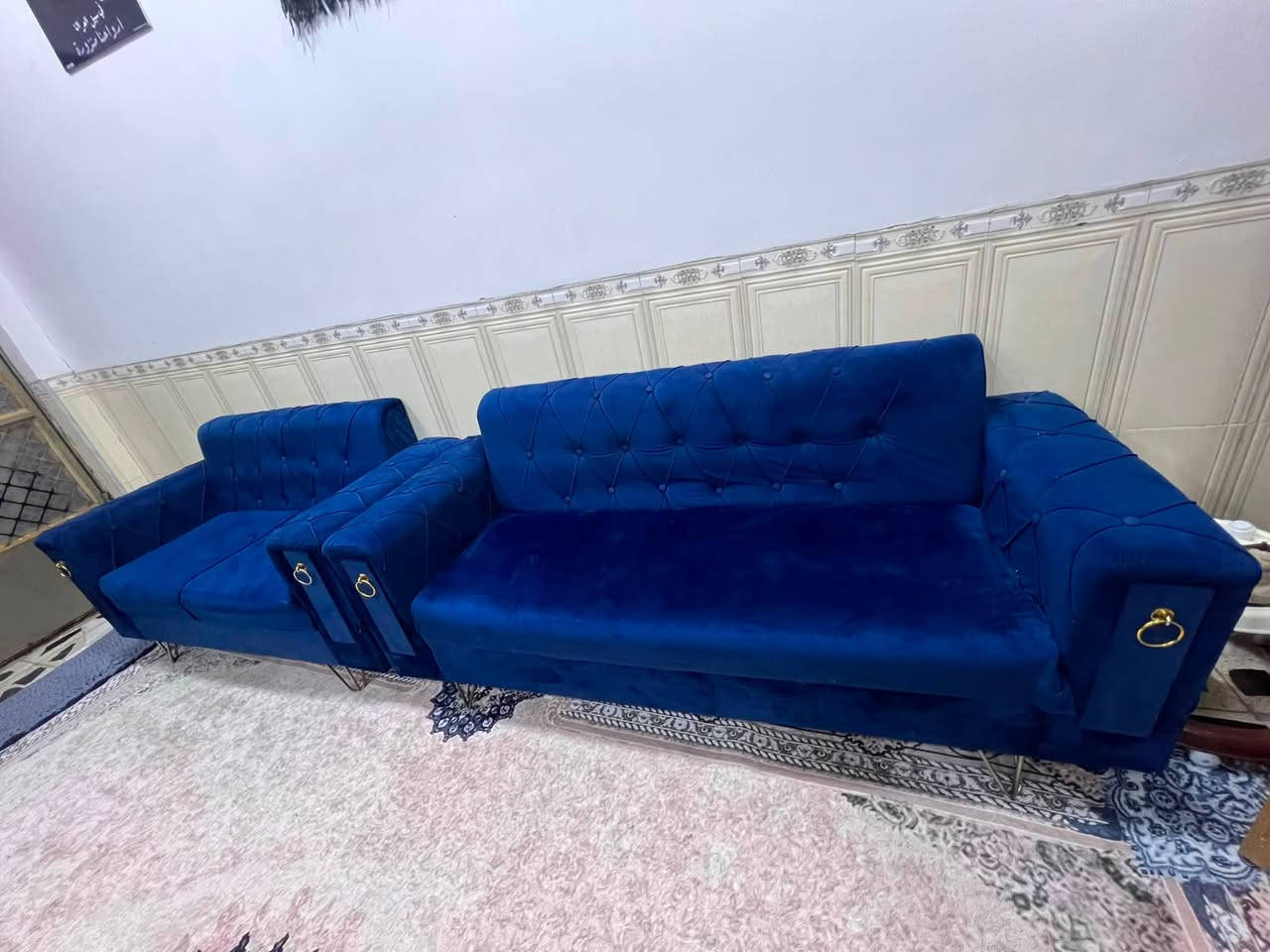 تخم للبيع بسعر مناسب جداً سبب نتقال غير مكان 
بلااااش ب350 الف قفل 
تخم ١٢ مقعد عله فكرة جبير بشكل نضيف 
مكان بغداد العبيدي 
*********** شراي مايتعب تعال بلعافية عليك
