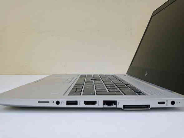 لابتوب HP elitebook 735 g6 سوبر سلم نظيف جدا 
معالج رايزن 3 برو 
هارد 256
عشوائية 8 
شاشة 14 انج 
يشغل جميع البرامج الهندسية اوتوكاد وغيره 
واتساب *********** السماوا
