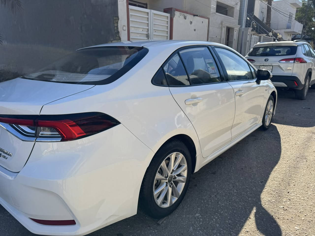 كورولا هايبرد 2025
جلد اسود
فتحه سلايد
رادار
مكفوله كفاله عامه حته من الشخط 
ماشيه 2800 حاليا وقابل للزياده
مكان السياره الكوت
السعر 162
***********
