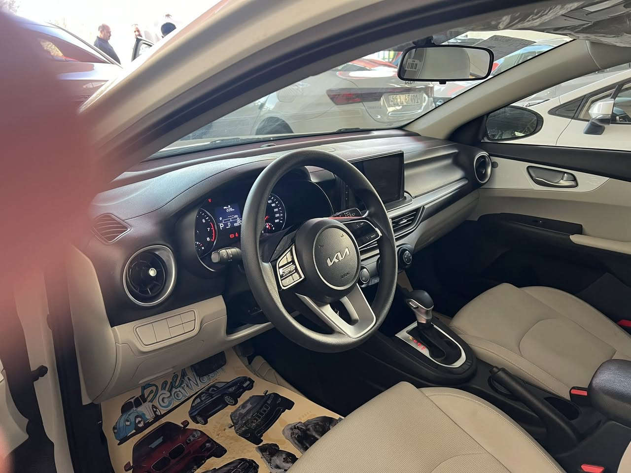 السلام عليكم
سيراتو موديل 2024ماشيه 19الف رقم بغداد مكفوله من الصبغ والبارد مكينه 2000 مكاني ديالى بعقوبه  ***********
