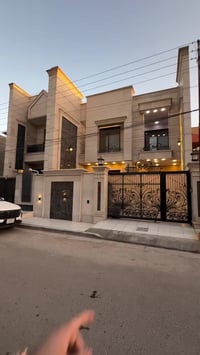 ⁨ ⁨ 🏡 للبيع – بيت حديث vip في السيدية  المساحة: 200م | الواجهة: 8م | ا...