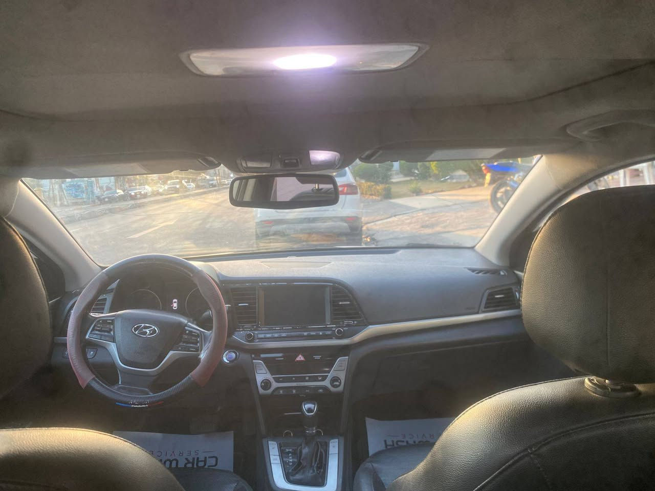 الانترا ٢٠١٧ .لمتدد فول الفول
ماشيه ١٠٠ الف مكانها بغداد .كير محرك كفالة .القمارة بيها تقشير مثل مموضحة بالصورة مكانها بغداد .حادثها جاملوغ عكس السايق .السعر ١١٧ وبيها مجال بالشي،معقول .للاتصال ***********
