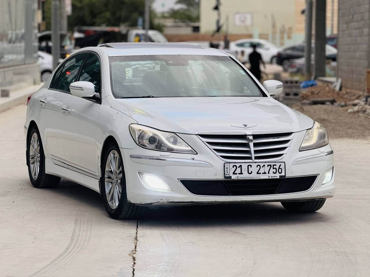 سلام عليكم للبيع اومراوس هونداي(GENESIS)  جنسس خليجي فخر الصناعة الكوريه.VIP
صبغ قطعتين  جاملغ الامامي والباب بدون دواخل والباقي كفاله عامة شرط الفحص والسونار رقم سليمانية  دولي شرط التحويل ….موديل 2013
محرك 6سلندر 3800ممفتوح.  
……. السعر. 129$
مكان ديالى/خانقين
📞*********** واتس اب‬
 ▪️ المواصفات فول 1/1
اعلى فئة ب (GENESIS)
▪️ بصمة تشغيل 
▪️ بصمة بيبان
▪️ بصمة صندوق
▪️صندوق كهرباء
▪️صندوق شفط
▪️فتحة اسلايت
▪️لايتات زنون
▪️ بلاجكتور زنون
▪️ حاجب امامي 
▪️ لد خلفي 
▪️ لد داخلي
▪️ ترحيب عنده اقتراب السياره
▪️ مري اوتو مع R
▪️ بردة خلفية اوتو مع R
▪️ كشنات جلد
▪️ كشنات الاماميه كهرباء
▪️ كشنات الخلفيه كهرباء
▪️ كشنات الاماميه تدفئة
▪️ كشنات الخلفيه تدفئة
▪️ كشنات خزن تحكم بكشنات
▪️ من خلال تجوه الخلفيه
▪️ استيرن كهرباء
▪️ 12ايرباك
▪️ 3قطع تبريد
▪️ داخل قرميطي
▪️ دشبول صاج
▪️ بيبان صاج
▪️ دشبول مطعم لونين
▪️ ماوس تحكم بشاشه
▪️ شاشه كبيرا
▪️ كامرا اماميه
▪️ كامرا خلفيه
▪️ حساس امامي 
▪️ حساس خلفي
▪️ بلوتوث حاكيه
▪️ تحكم استيرن جهتين
▪️ كروز السرعه
▪️5ويل كب شركة حجم 18
▪️ گيراوتو + عادي
▪️ بعد بيها مواصفات اكثر
