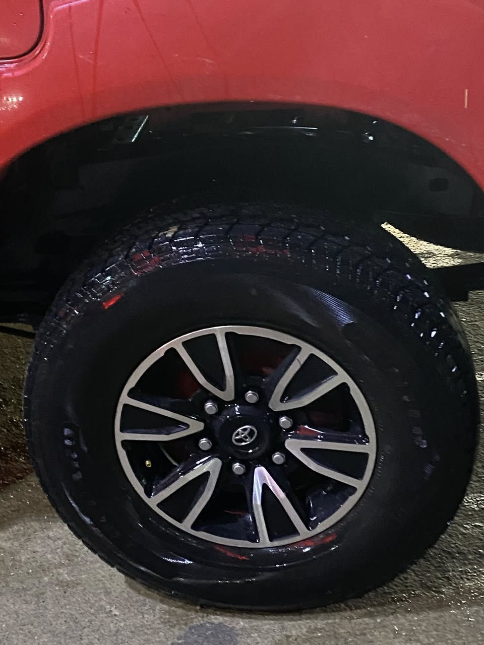 مەرزیە 2010بۆفرۆشتن سەیارەکی زۆر جوانە جێ جێی سبوخە بەسبوخ عام دەیفرۆشین پشتو پێش کەپس چوارتایەو ویلی تازە تازەی بۆبەستراوە رەقەموژینگەی تازەخڵاس بوە کامل کەمەلیاتە ماشالله ی دەوێ مەکینەی نەکراوەتەوە گیرو مەکینەو تەپریتو تەقەو رەقەی بەشەرت ماڵی دۆستە رەقەم *********** هەولێر
