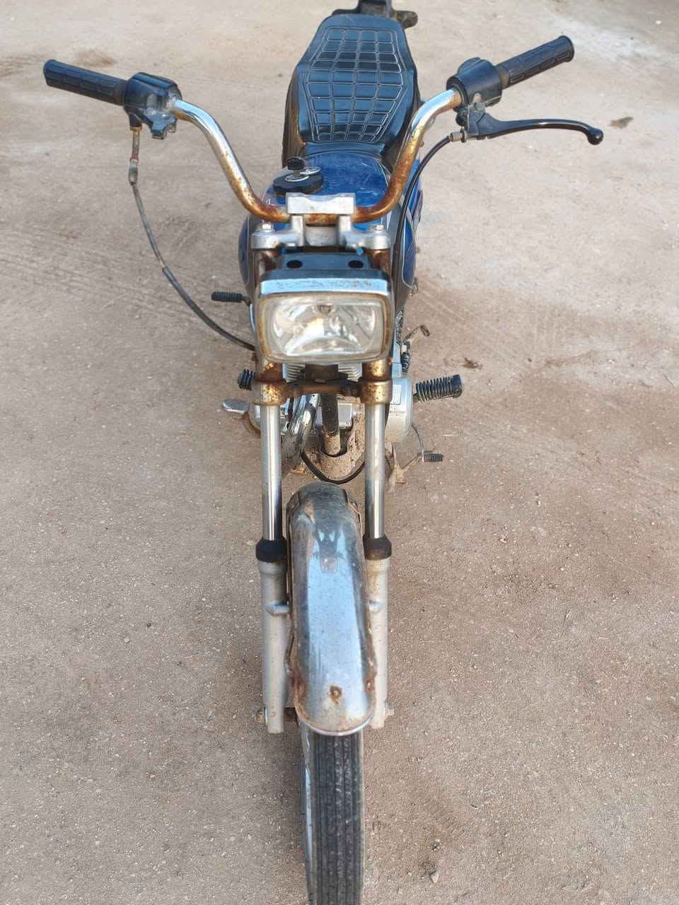 اربعه كير نامه شلامجه موديل24 مامفتوحه بس متروكه كلك كلك مكينه بيه تخبل سعر 300مكان لامام عون ***********.
