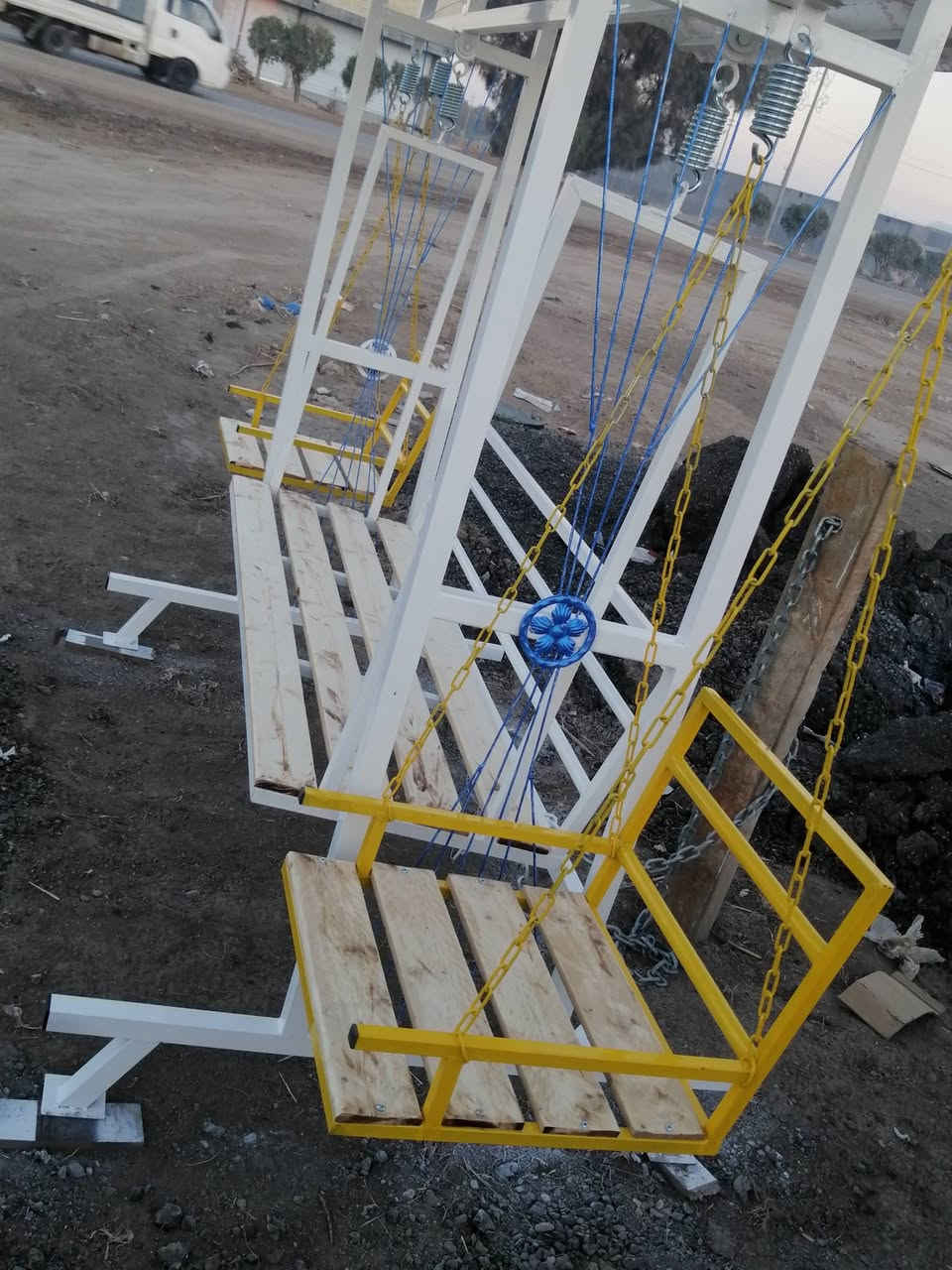 السلام عليكم مرجوحه جديد غير مستعمل شغل درجة أولى حديد ٢ ملم طول 3متر سعر 350 مكان بابل المحاويل للإستفسار ***********
