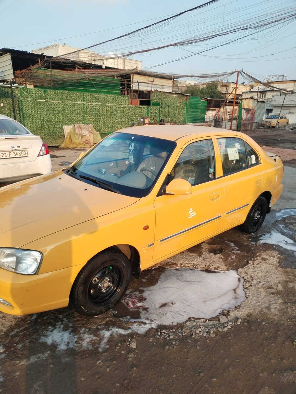 السلام عليكم البيع هونداي فيرنه 2014 مكفوله من كلشي سياره مامعيوده كهربائيات مكينه كير مكفول وتخم تايرات جديد قبل سبوع مشتري رقم جديد تبريد🥶 سياره كبل الشارع سعر 80 وبيه مجال 
عنوان بغداد مشتل
***********
