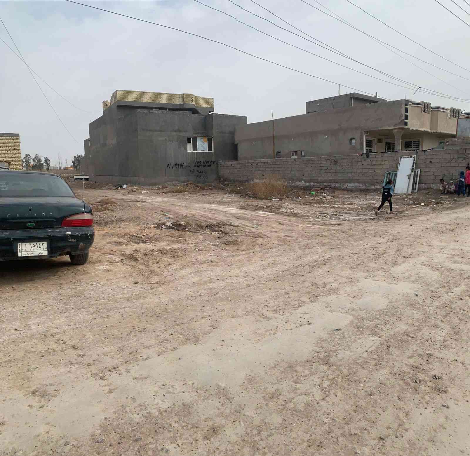 قطعة أرض للبيع سكني زراعي سند 25 منطقة الانتصار مقابيل مستشفى حماد شهاب
_ خدمات كهرباء ماء مجاري 
_ مساحته 100 متر 
_ اللواجهه 10 × نزال 10
_ السعر 16 وبي مجال بسيط 
_ للاستفسار أكثر اتصل 
***********
