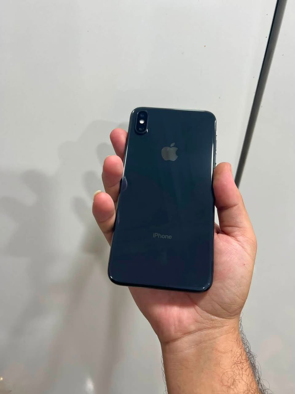 � للبيع – iPhone XS Max | 256GB 🔥
آيفون نظيف وبسعر مناسب

✅ الذاكرة : 256GB
✅ الجهاز يشتغل طبيعي وسلس 100%
✅ خالٍ من الخدوش
✅ الشاشة والجهاز بحالة ممتازة
✅ المستبدل فقط: البطارية
✅ جاهز للاستخدام مباشرة، بدون أي مشاكل

 السعر: ١٩٠ ألف فقط

📍 العنوان بغداد – البياع

📲 (واتساب***********)
