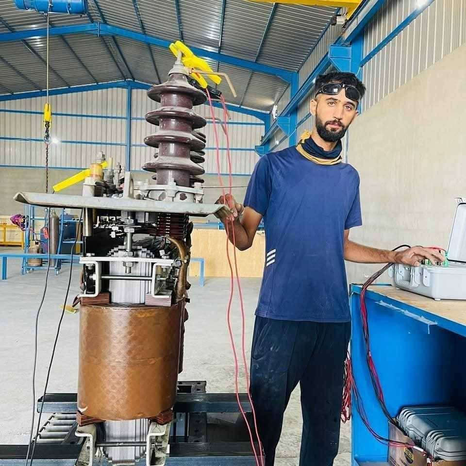 ورشة حارث لصيانة وتأهيل المحولات الكهربائية
🔧 صيانة جميع أنواع المحولات بإشراف هندسي متخصص.
⚡ نعمل على خطوط 11 و 33 ك.ف، ومستمرون في العمل طوال أيام الأسبوع بأسعار تنافسية ومناسبة جداً.

📌 بإدارة:
🔹 المهندس رياض
📞 *********** | ***********

🔹 أسطه حارث البجاري
📞 ***********

📍 العنوان: كركوك – قضاء الحويجة – قرب سيطرة البكارة.
