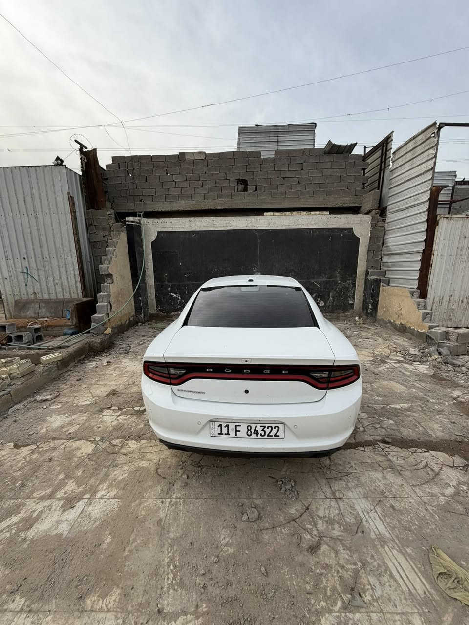 سلام عليكم چارجر  بوليسي بوليسي مديل. 23 اصل ابيض  8 سلندر 5700.  بغداد هزه وسنويه كامل شرط التحويل.  ماشيه 20 الف  سياره جديده  حادثه بل منشور.   تو. ويل مكان بغداد السعر. 205 $ وبيه مجال 
تعال كلب وقتنع وبل خدمه.  ***********
