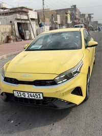 كيا فورتي 2023 جيتي ماشيه 72  محرك 2000 بدون دواخل وبدون برباك سياره ج...