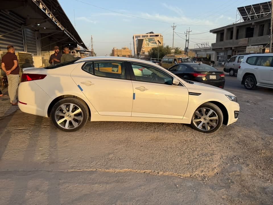 للبيع كيا اوبتيما 2014   خليجي
السياره مكفوله كفاله عامه من الدعاميه للدعاميه كفاله 

((بدون صبغ بدون فتح بدون تبديل بدون بارد))

السياره ماشيه 112 الف شرط بحاله الزيرو الوكاله

مواصفات:

‏1_مكينة 2400 دوش بلادي

‏‎2_  رقم بغداد تحويل مباشر

‏‎3_تبريد قطعتين منفصل 

4_ستيرن شكل رياضي sport 

5_شفتات بل ستيرن وفول تحكم

6_كشنات جلد مغلفه درجه اولى  

7_لد امامي خلفي ليزر

10_انظمة قيادة  عدد 3 ايكو سبورت اعتيادي 

‏‎11_نظام ABS بريك ونظام ESP

‏‎13_شاشة وكامره خلفيه

سياره جديده وبحاله الوكاله

رقم صاحب سيارة ***********
