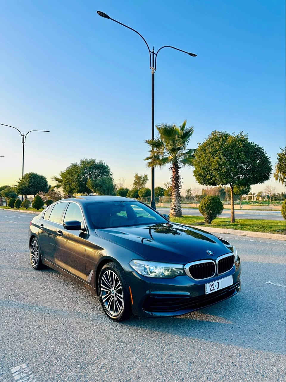 فخر صناعة الألمان يعني الحكومة BMW 🇩🇪

للبيع فقط و بسعر جوة السوك اتحدا اذا اكو بنظافته و بسعره  !!! 

اخوان السيارة وارد امريكي بيها جملغ خلفي صبغ و باب خلف جهة السكن فقط كلير لا داخل و لا ارباك و لا معجون يعني بجم كبس 💯

BMW 530i 2019 Sport line X drive 🇩🇪

موديل : 2019 
وارد : امريكي
 
رقم الشاصي :

 WBAJA7C5XKWW27626

لون : شامبانيا سحري يتغير 
محرك : 20 تيربو 4 سلندر بانزين  🚀
نسبة النضافة : 98% ماشاء الله
رقم السيارة : اربيل الدولي الجديدة 
مكان السيارة : اربيل شارع 60 📍

رقم تليفون و واتساب : 

***********
***********

⭐️⭐️⭐️⭐️⭐️⭐️⭐️⭐️⭐️⭐️⭐️⭐️⭐️⭐️⭐️⭐️⭐️

مواصفات سبورت لاين معروف فول سلايت و بيبان بصمة و صندوق كهربائي و شفط و حساسات و رادار ٣٦٠ درجة و اوتو ستارت ستوب و اوتو هولد و بريك لمس و كشنات كهربائي و ميموري و هيتر و ستيرن كهربائي و خزن و هيتر و مودات قيادة و شفتات ستيرن و دواخل ليد بلادي و شاشة لمس و كار بلي و بعد كلش اهواي مواصفات ممذكورة 💯

*******************

فحص و هزة و سنوية و الرقم كله جديدة  و بأسمي السيارة تحويلها مباشر 💯

كير و محرك و كهربائيات و تبريد و صدر كله شرط بدون اي نقص او خلل جاهزة للأخير ماشاء الله 🙏🏻

اخوان السيارة بدون اي نقص او خلل  بيها سونار و صور الحادث هم موجودة راسلني و بلخدمة 

سعر المحروسة :
 
247$ ورقه فقط ‼️ جوة السوك الجناي يعرفون بيها و شوف التقرير بيش مشتريها تعرف اشكد مناسبة و بل عافية على الياخذه 🙏🏻 أربيل, العراق
