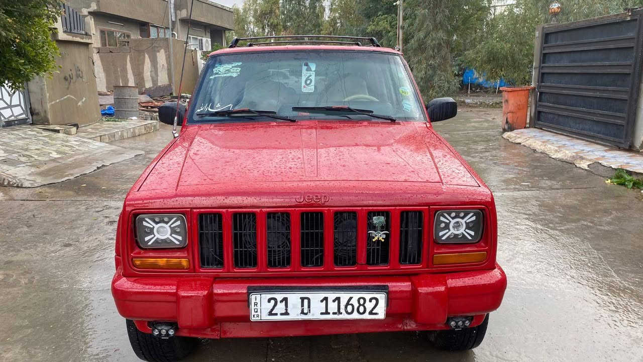 جيب شيروكي موديل ٢٠٠٠ كير اوتوماتيك دببطل اكسل تبريد وتدفئة بدون ضرر صبغ قطعتين والباقي بلاد شرط الكير والمحرك سيارة جاهزة شرط تحويل او وكالة سنوية جديدةسعر ٧٢ ومجال عنوان كركوك  *********** كركوك, العراق
