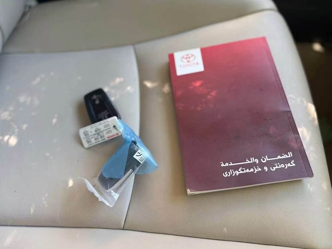 السلام عليكم 
تويوتا برادو موديل 23
ماشيه16 الف حقيقي ظمان شركة ساز رقم اربيل  السياره بحالة الزيرو
مكفوله من الصبغ والتعديل والشخوط 
بصمه 
فتحه 
فور ويل 
دفلوك 
جلد 
كراسي 2 كهرباء 
شحن واير لس 
حساس امامي خلفي 
ثلاجه وسطيه 
مري شفط 
تخم تاير وسبير منازل 
كروز سرعه وتحكم ستيرن 
 
للتواصل الاتصال بالرقم الموجود

مكانه بغداد ***********
