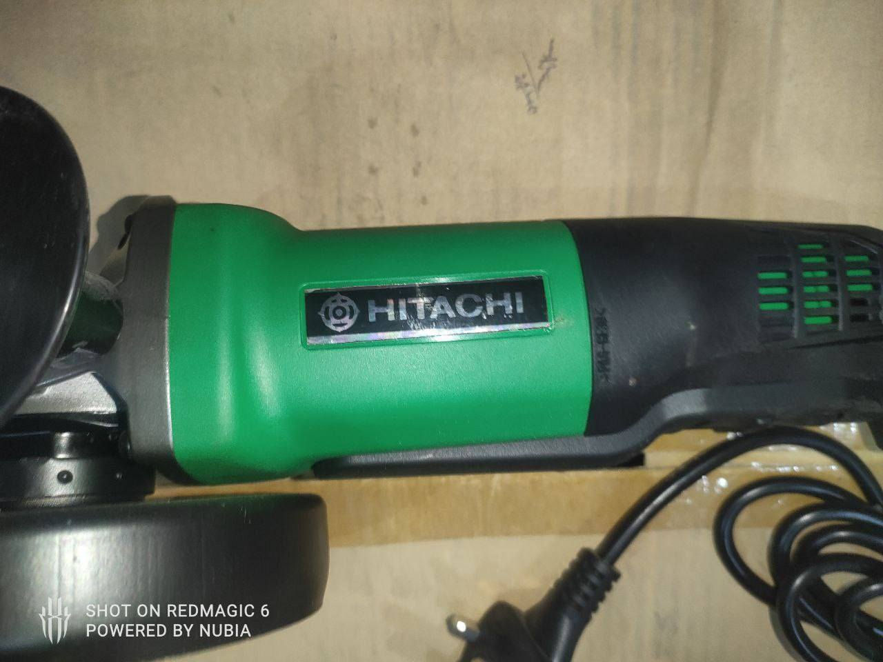 كوسرة هيتاشي ياباني اصلي جديد غير مستخدم نهائيا بالكارتونة سعر 125 الف 125 ملم 900 واط يوجد توصيل كل محافظات العراق للتواصل ***********
توصيل 5 الف كل محافظات العراق
