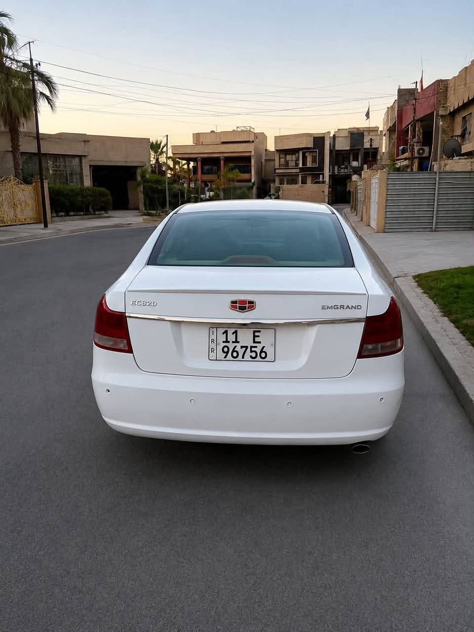 السلام عليكم
للبيع جيلي إمكراند EC820 موديل 2012

📍 رقم بغداد 

💰 السعر المطلوب: 60 ورقة وبيها مجال مكاني بغداد 

* محرك قوي وناعم

* كير أوتوماتيك

* تبريد ثلج

* فتحة سقف

* ⁠داخل نظيف ومرتب

* السيارة نظيفة جداً استخدام شخصي

* محرك، كير، خير من الله 

* ⁠مصبوغة السيارة احزام جمالية

📞 للاستفسار ***********
