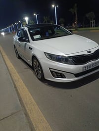 اوبتما ٢٠١٥ • ماشيه ٨٤٠٠٠ • مكينة ٢٤٠٠