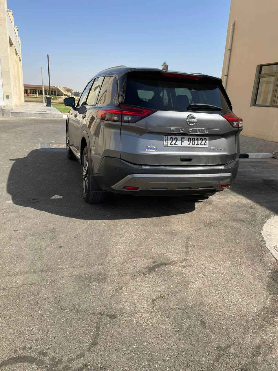 ((بيع او مراوس )) 
نيسان روج 2023 
السعر 155 ورقه SL 
مواصفات SL فور ويل فول 1/1وارد امريكي 
ماشية ٦٣٠٠٠مايل     
فول مواصفات 
رادار 360 
5 كامرات 
بنوراما 
اوتو ستوب 
هاند بريك بصمه 
قطعتين تبريد
 اشاير مري 
خمس مودات قياده 
الكير طياره
 ومواصفات بعد كلش هواي  علما السياره محرك وكير كفاله حجم المحرك 1500 تيربو ✈️
صبغ جاملغ امامي وجاملغ خلفي 
وتعديل بارد طرف البنيد 
رقم اربيل تحويل او وكاله
عنوان : بغداد نفق الشرطه 
للتواصل رقم : *********** / *********** بغداد, العراق
