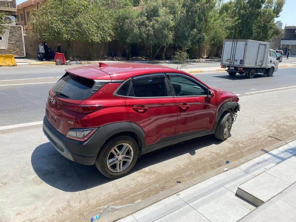 سلام عليكم 
هواندي كونا 2022 رقم بغداد  الجديد بسمي حادثه موضح بالصور 
المواصفات : /المحرك 2000توربو/ /عداد سرعه الكتروني /أبواب بصمه/تنبيه نقطه عمياء صوتي + تنبيه نقطه عمياء بالمري/ شاحن وايرليس / اطفاء ذاتي / مود درايف / مانع انحدار / مانع انزلاق / رادار اوتو بريك / رادار تعديل مسار / اوتو هولد / شاشة كبيرة / تبريد بيانو / اشاير مري / رادار جانبي / LED امامي / LED خلفي /  للأستفسار على الرقم *********** بغداد, العراق
